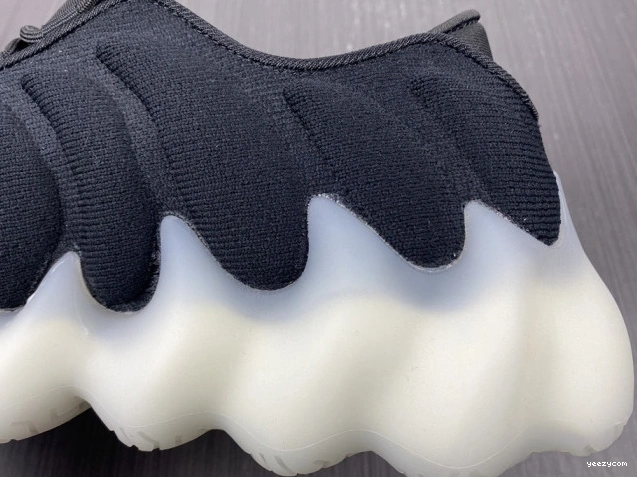 H68031 400 ADIDAS YEEZY 0729